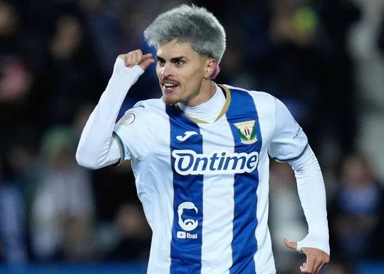 Se suma a la puja por Juan Cruz