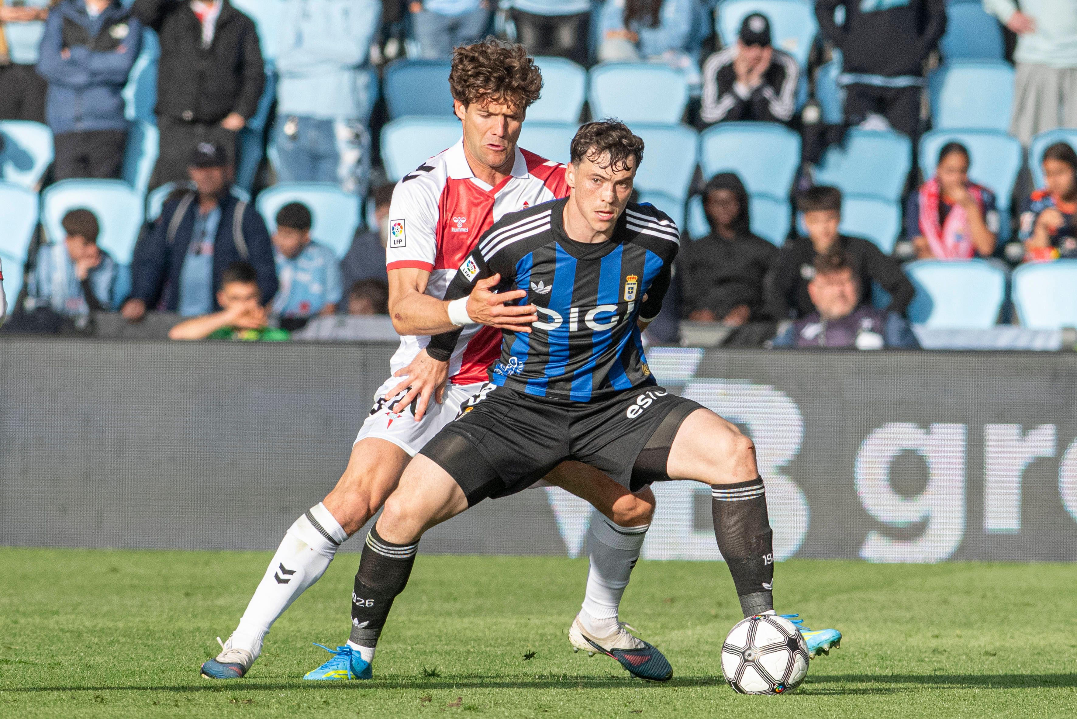 El Oviedo se aferra al momento de Fede Viñas para lograr la permanencia en Primera División
