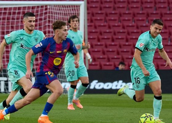 El audio de la expulsión de Sancet en el Camp Nou despierta la polémica y resuelve su sanción: "No me jodas; es una patada normal"
