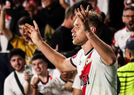 Rayo Vallecano 1-0 Estrasburgo: Alemao ilusiona a Vallecas con una final de Conference League