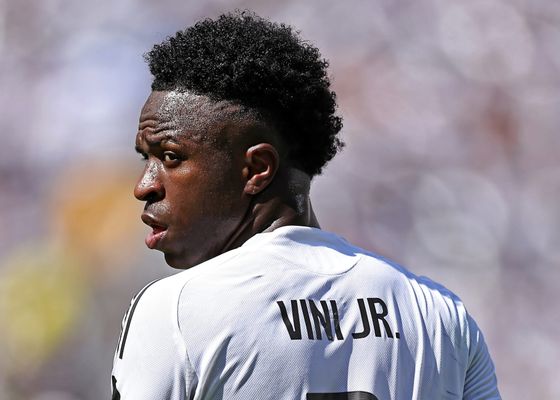 Vinicius da la sorpresa