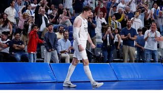 El Real Madrid le hace un gran favor al Barça de la mano de Hezonja