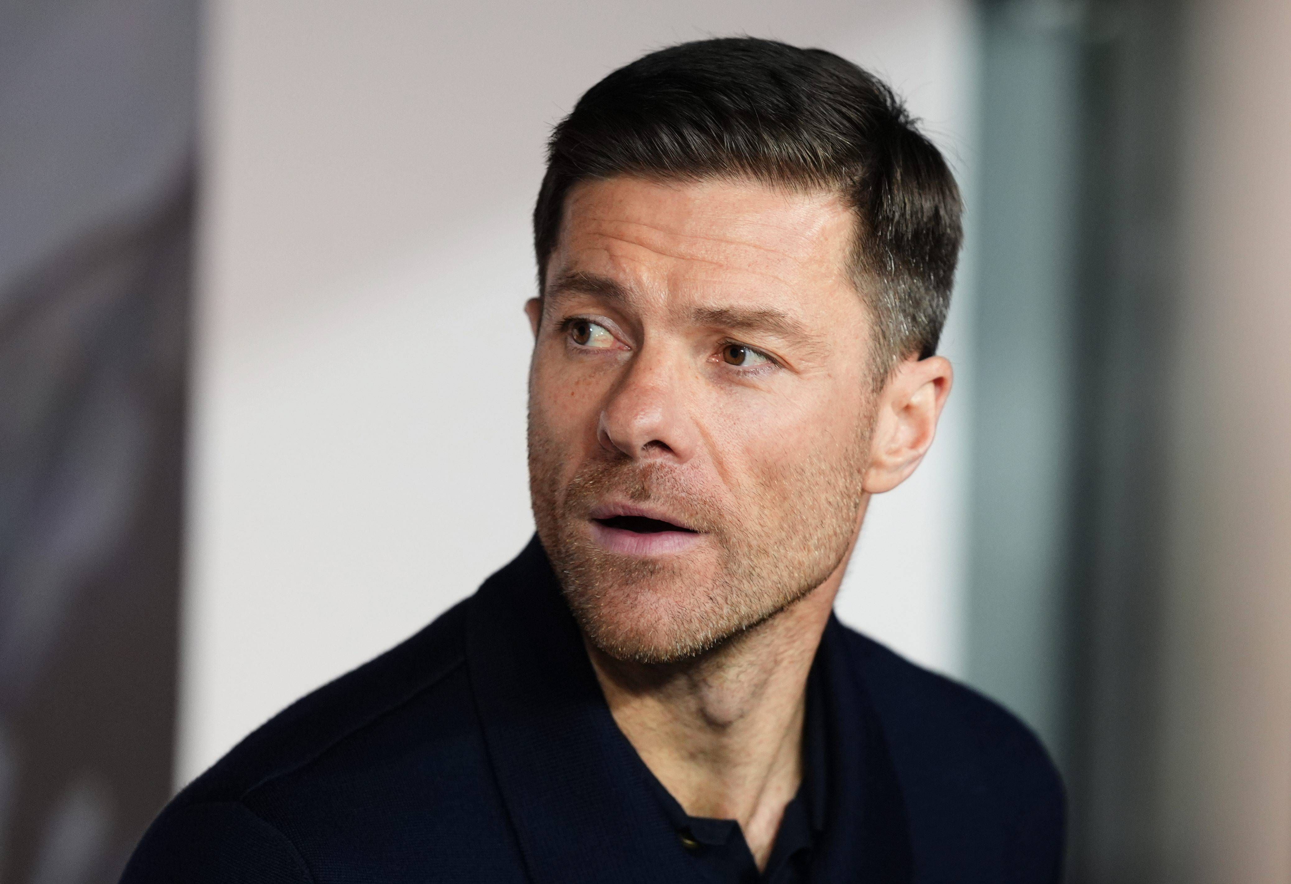 La Bundesliga vuelve a llamar a la puerta de Xabi Alonso y el Liverpool no le quita ojo