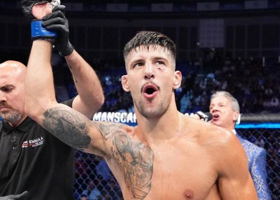 Joel Álvarez deja 'tirada' a la UFC