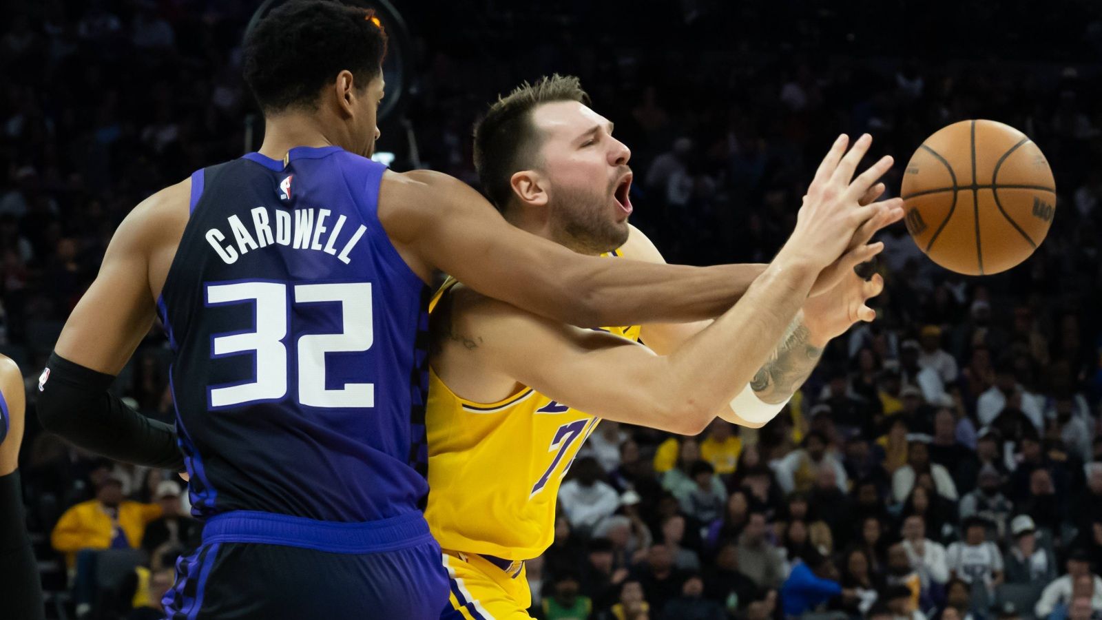Luka Doncic desespera, Cooper Flagg saca músculo y Joel Embiid recupera la sonrisa