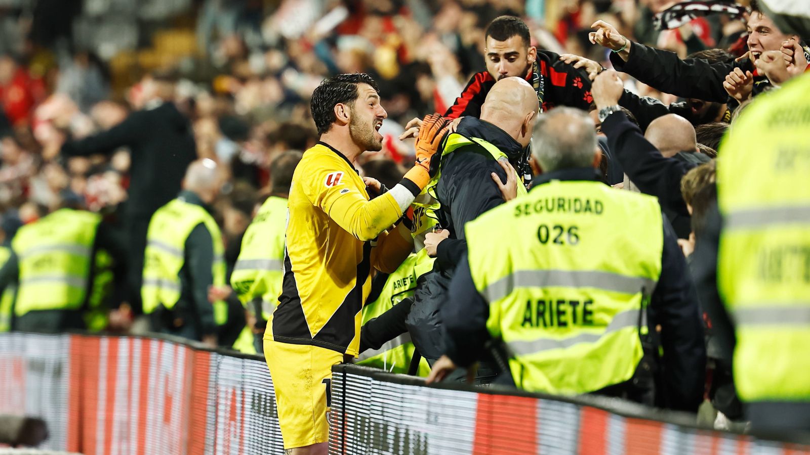 La plantilla del Rayo Vallecano no puede más y denuncia la situación que viven en el día a día