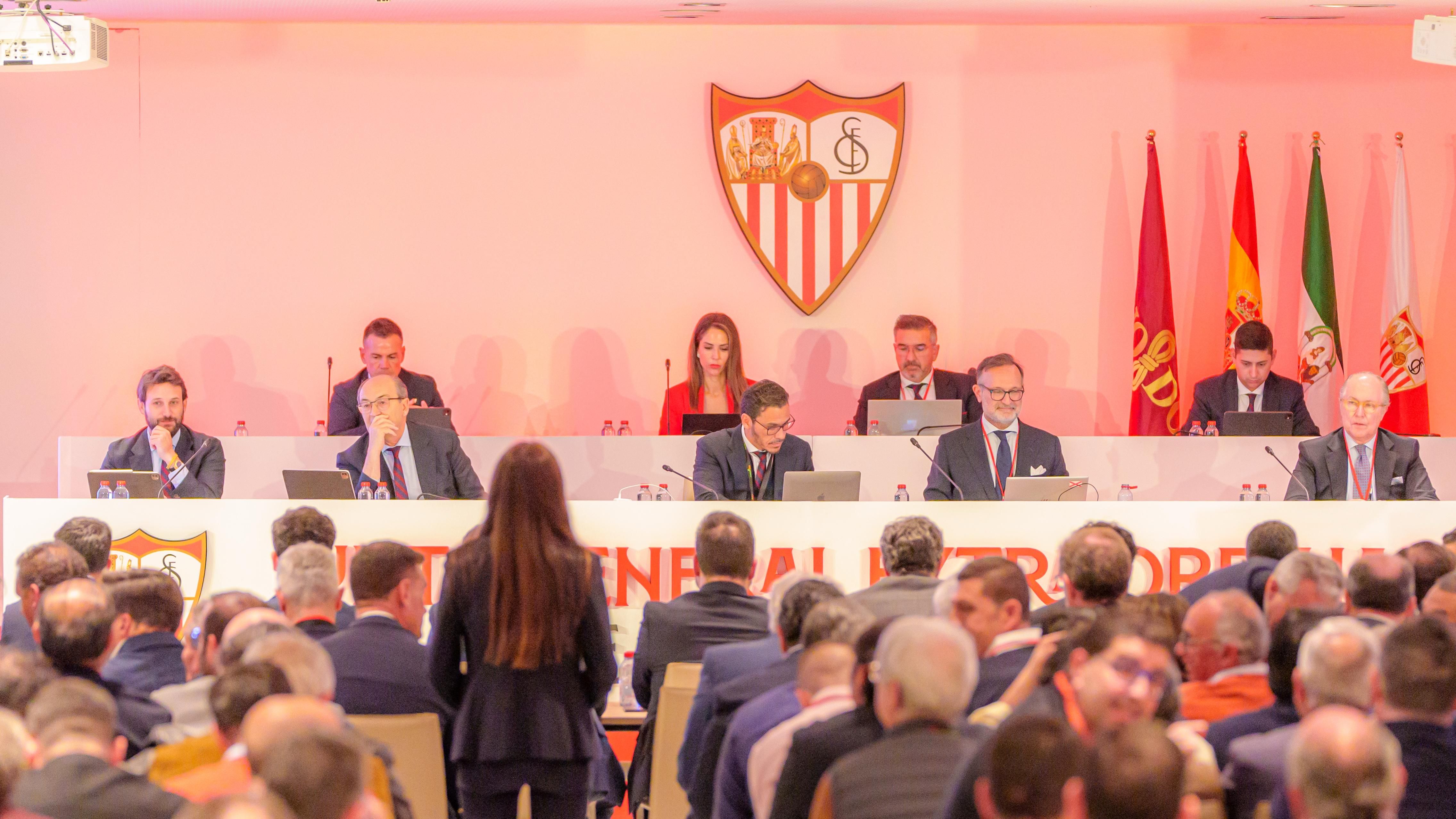 Máxima hostilidad contra Del Nido Carrasco en la Junta del Sevilla