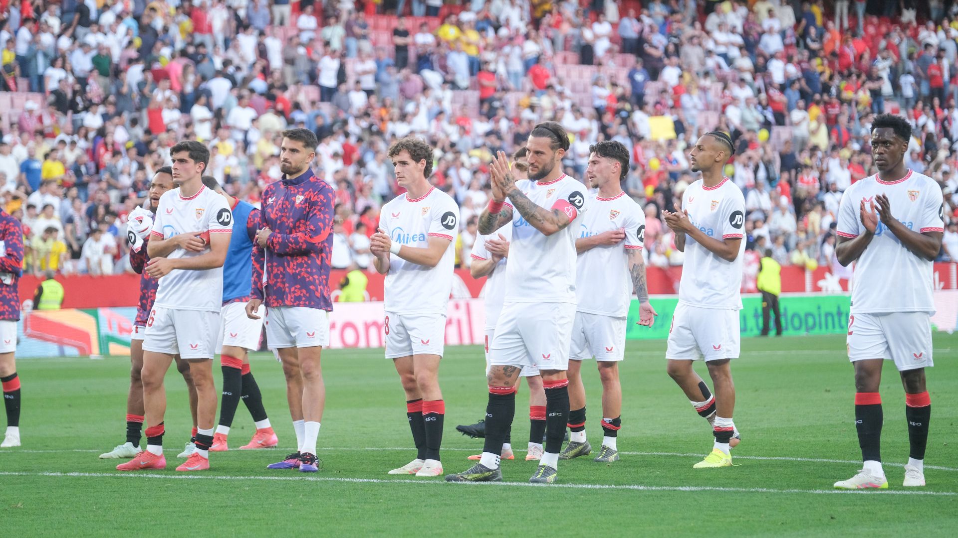 La afición del Sevilla apunta al fichaje soñado para verano