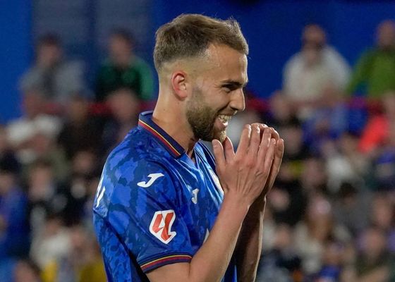 Frenazo al fichaje de Borja Mayoral