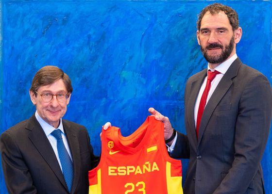 CaixaBank renueva el patrocinio con la Federación Española de Baloncesto hasta 2024