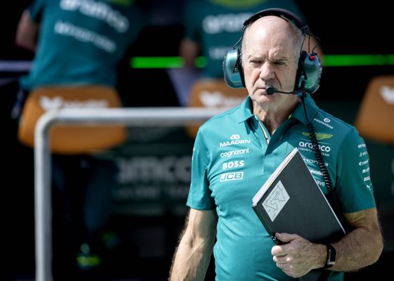 Honda culpa a Newey de los problemas del nuevo Aston Martin