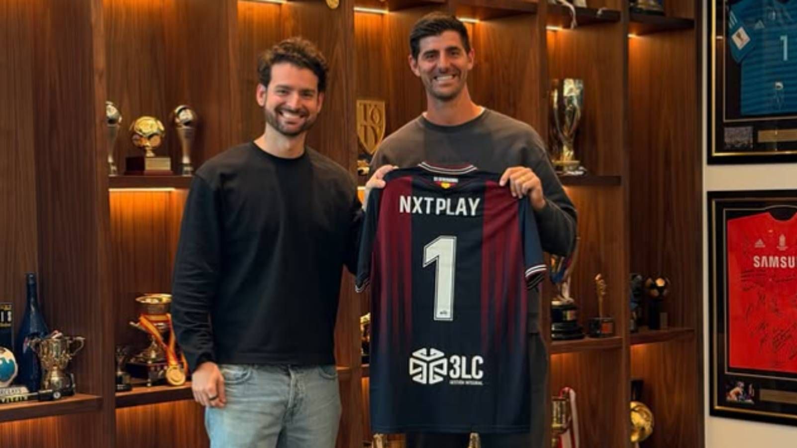 Courtois sigue la estela de Piqué, Cristiano Ronaldo o Leo Messi y compra el Extremadura