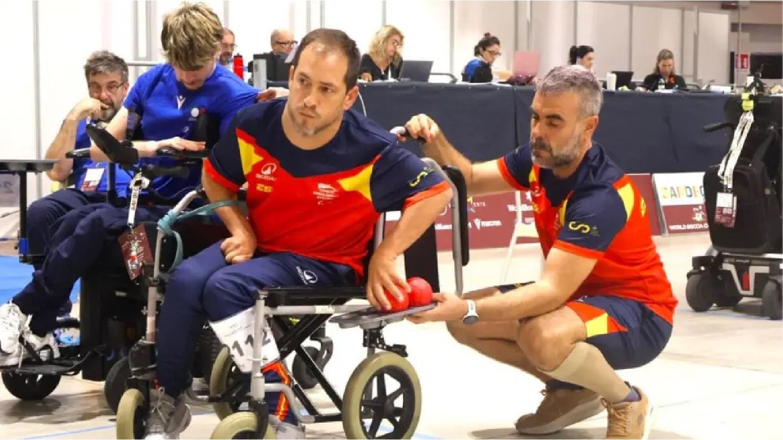 El Langui, de la música y el cine a ser bronce en los paralímpicos