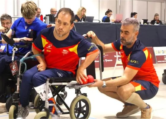 El Langui, de la música y el cine a ser bronce en los paralímpicos