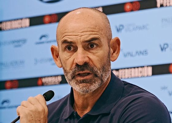 La última decisión de Paco Jémez le abre la puerta de salida en el Ibiza