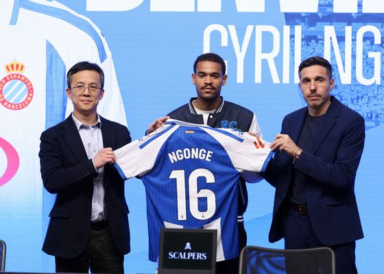 Ngonge, último fichaje del Espanyol: "Si no me viera aquí más de seis meses no habría opción de compra"