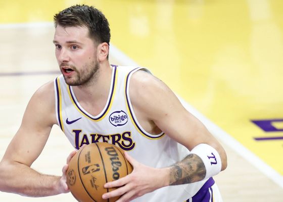 Luka Doncic 'prescinde' de LeBron James y Victor Wembanyama responde alto y claro