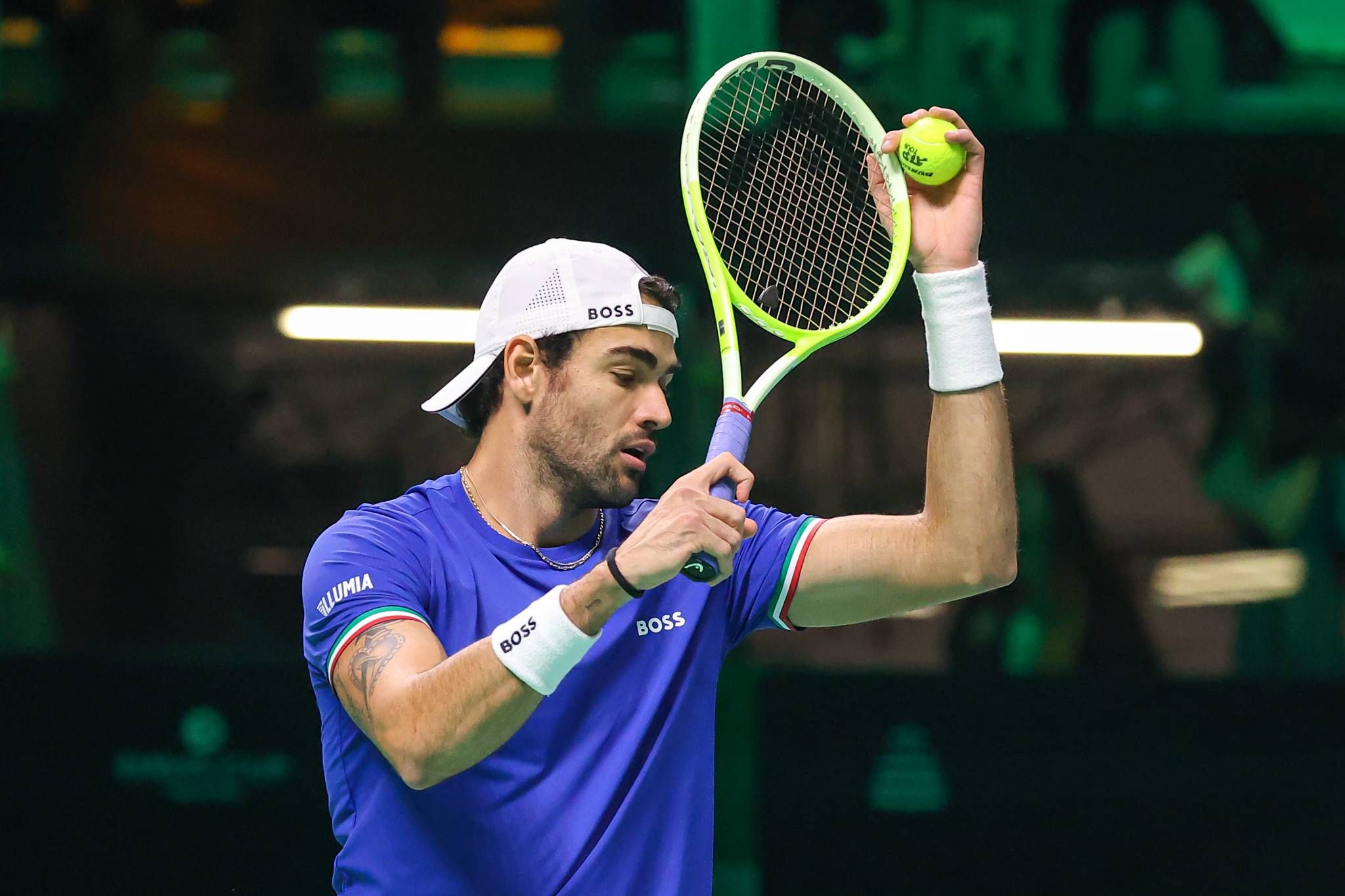 Berrettini adelanta a Italia y ya acaricia la final de la Copa Davis