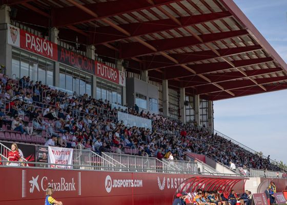 El excesivo protagonismo de Caparrós en el Derbi Chico entre Sevilla Atlético y Betis Deportivo 