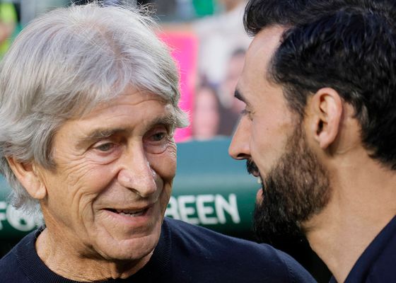 Pellegrini explica la lesión de Bartra en el Betis y responde a las quejas de Arbeloa: "El mérito del Real Madrid fue Lunin"