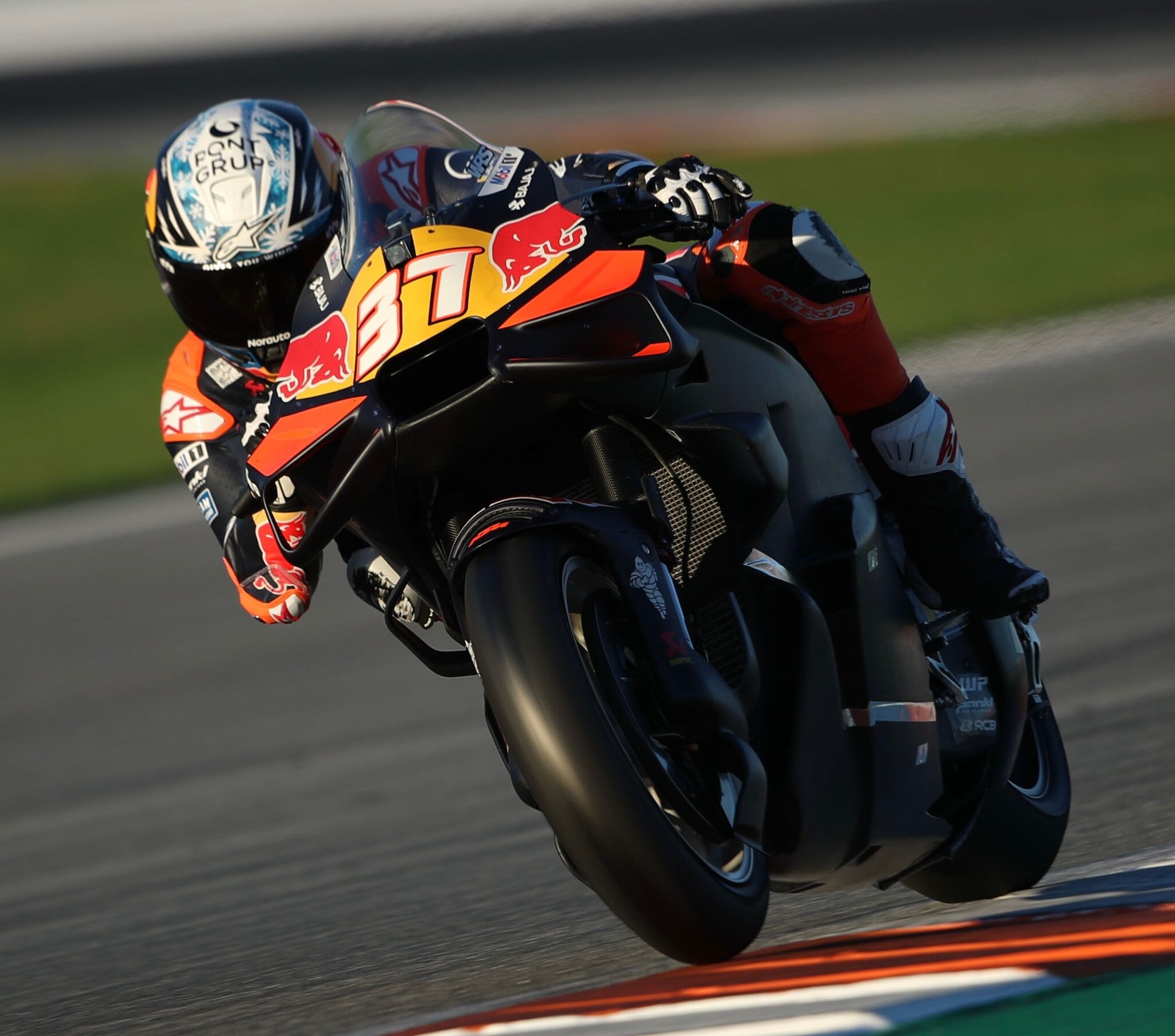 Cantos de sirena a Pedro Acosta desde Ducati