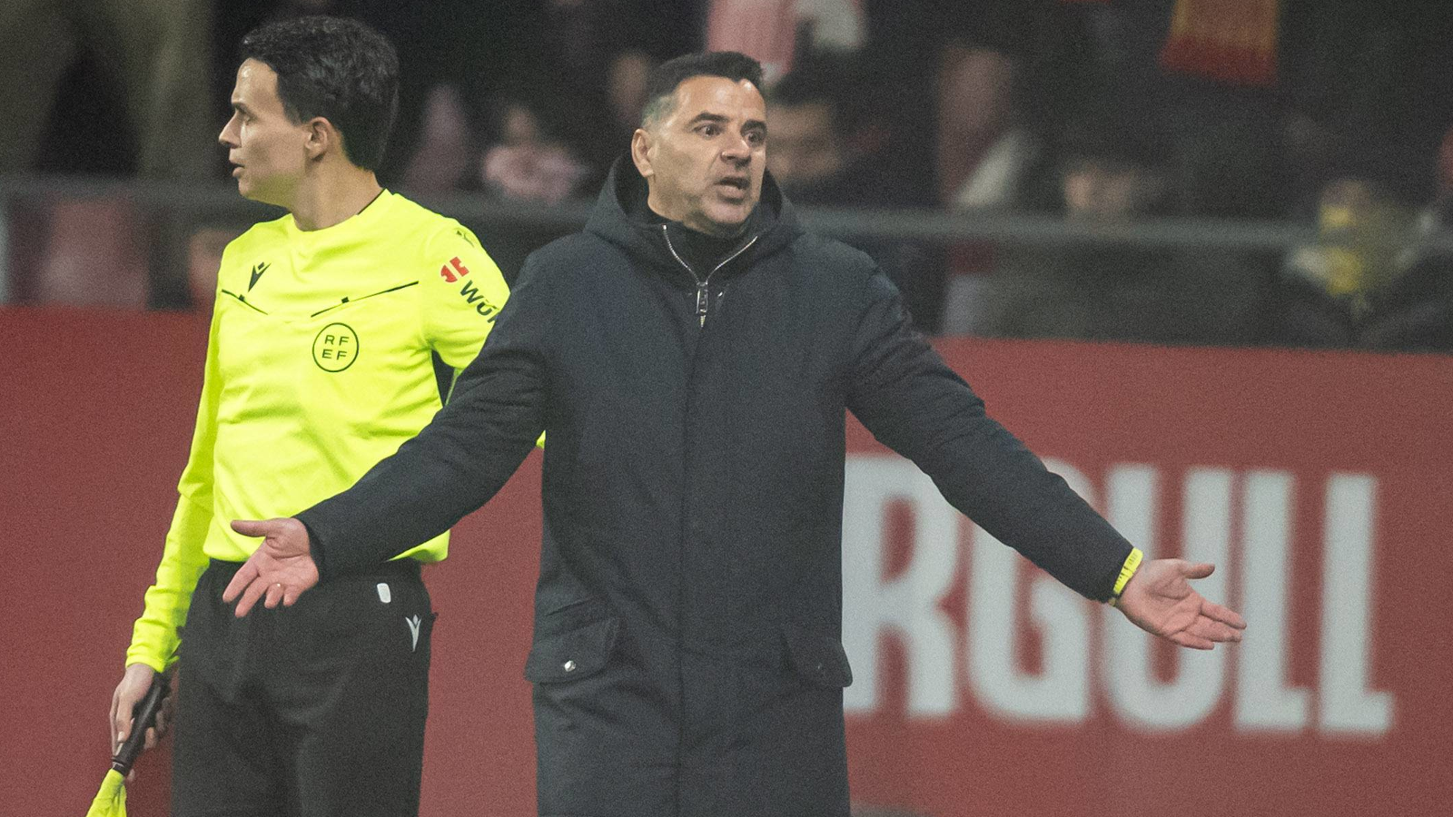 Míchel, técnico del Girona, entregado a Ter Stegen: "Da unas condiciones raras en el fútbol profesional"