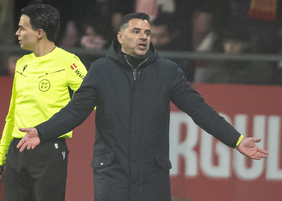 Míchel, técnico del Girona, entregado a Ter Stegen: "Da unas condiciones raras en el fútbol profesional"