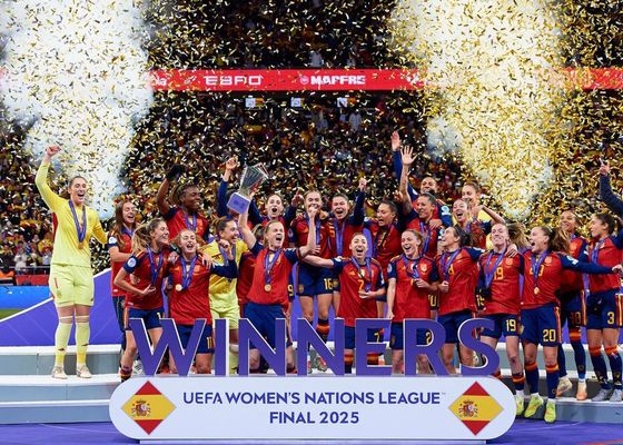 España 3-0 Alemania: Otro título para un equipo de leyenda