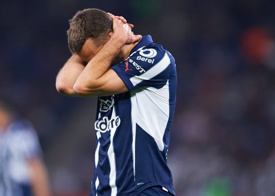 La desoladora imagen de Sergio Canales: al borde de la lágrima en su despedida anticipada de México y más cerca de volver a casa