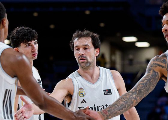 El Real Madrid frena su caída
