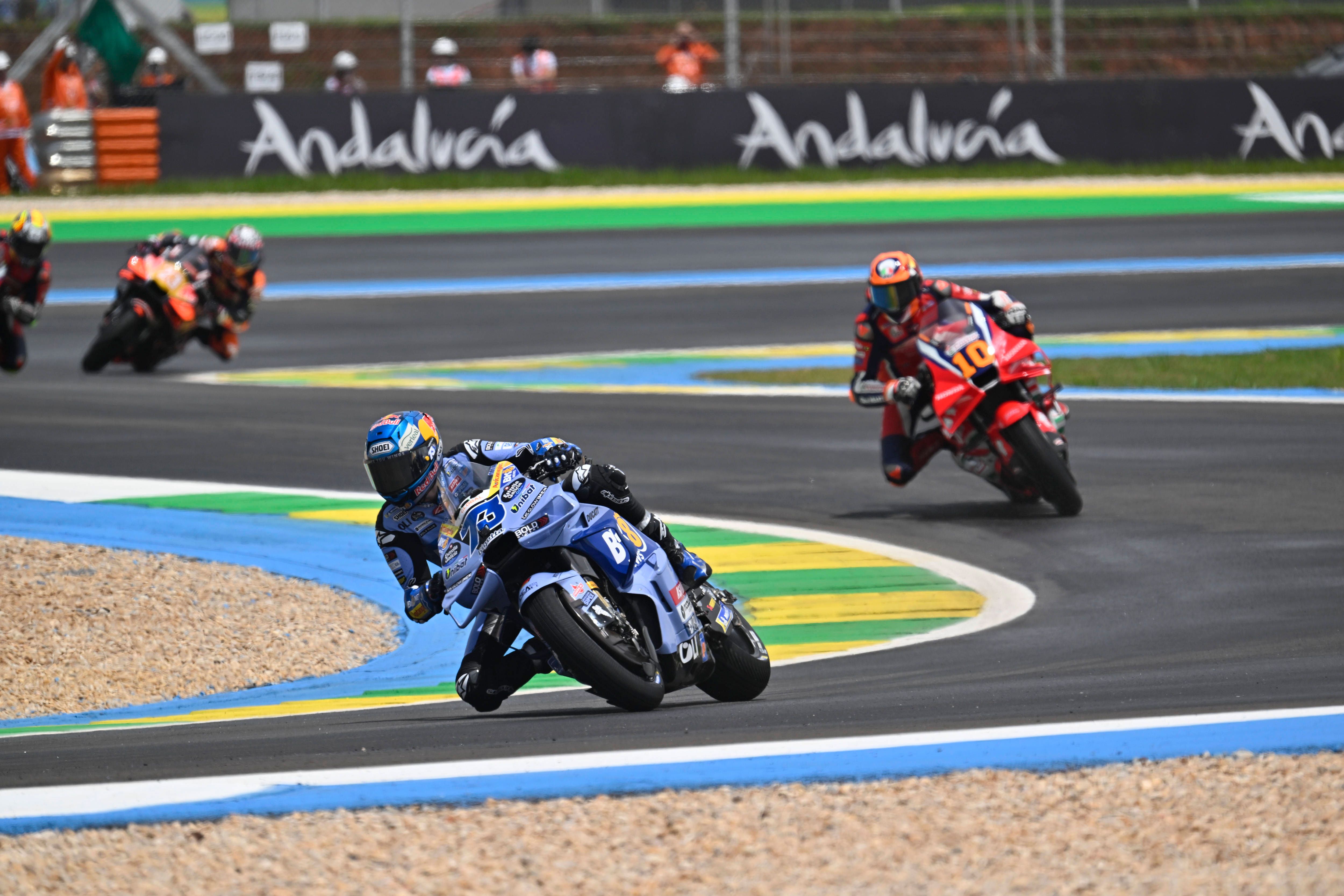 MotoGP 2026 GP de Brasil resumen | La carrera sprint del Gran Premio de Brasil de MotoGP con Marc Márquez, Pedro Acosta y Jorge Martín