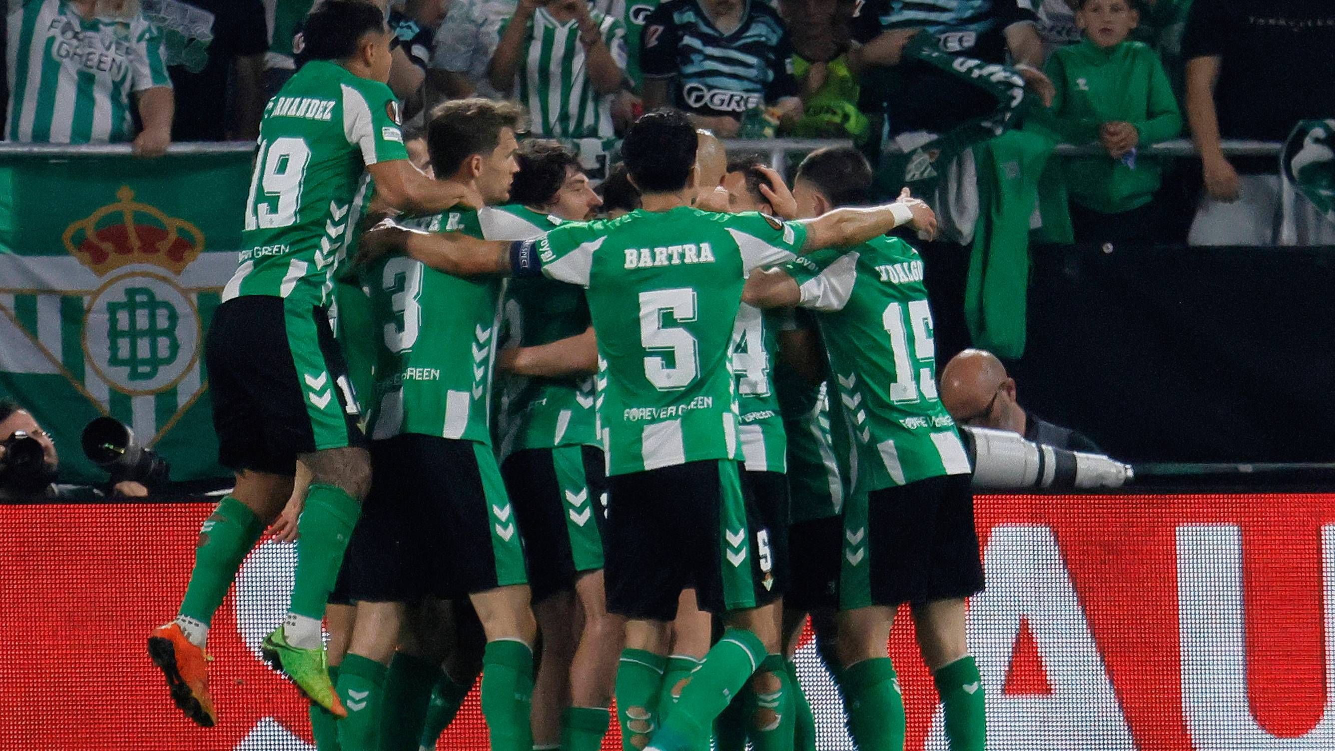 Noche de infarto para el Betis: Qué necesita hoy para ir a Champions 