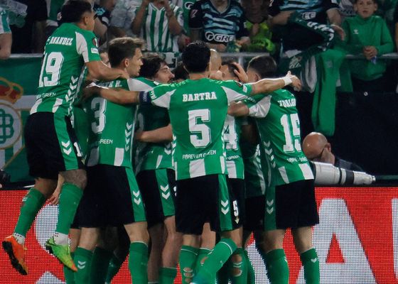 Noche de infarto para el Betis: Qué necesita hoy para ir a Champions 
