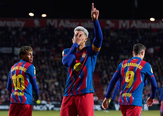 Ronald Araujo vuelve a sonreír: del retiro espiritual al gol que selló su regreso