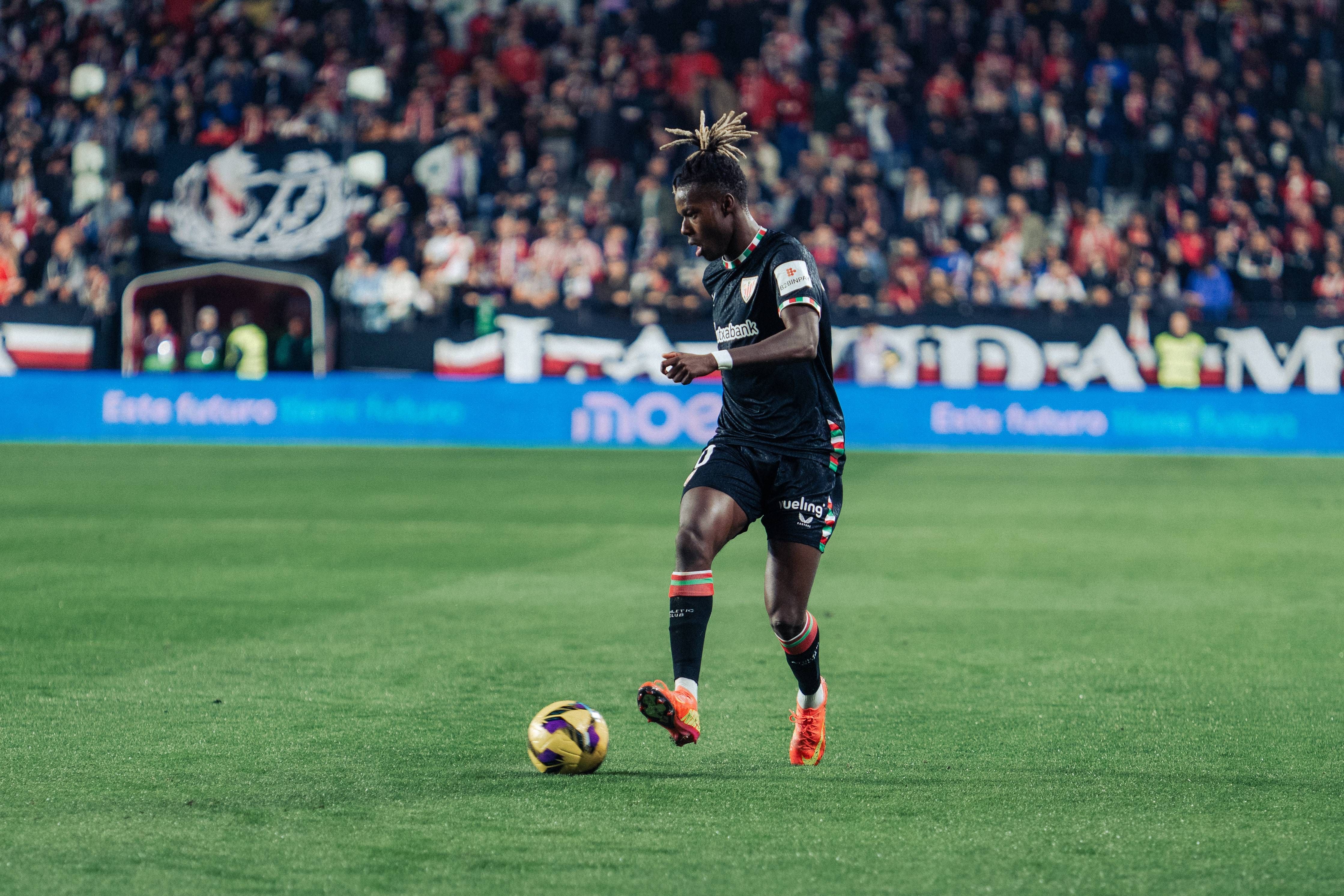 Mikel González, director deportivo del Athletic Club, echa balones fuera sobre el futuro de Nico Williams: "Ya lo demostró, renovó hasta 2027"