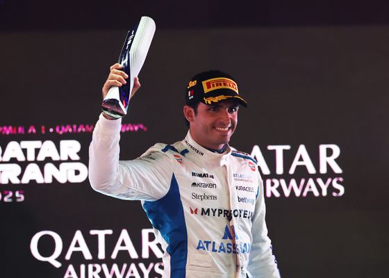 Carlos Sainz tras su podio en Qatar: "Ha sido una de mis mejores y más inesperadas carreras"