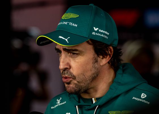 Alonso pone fecha a la reacción de Aston Martin: ''Un par de meses''