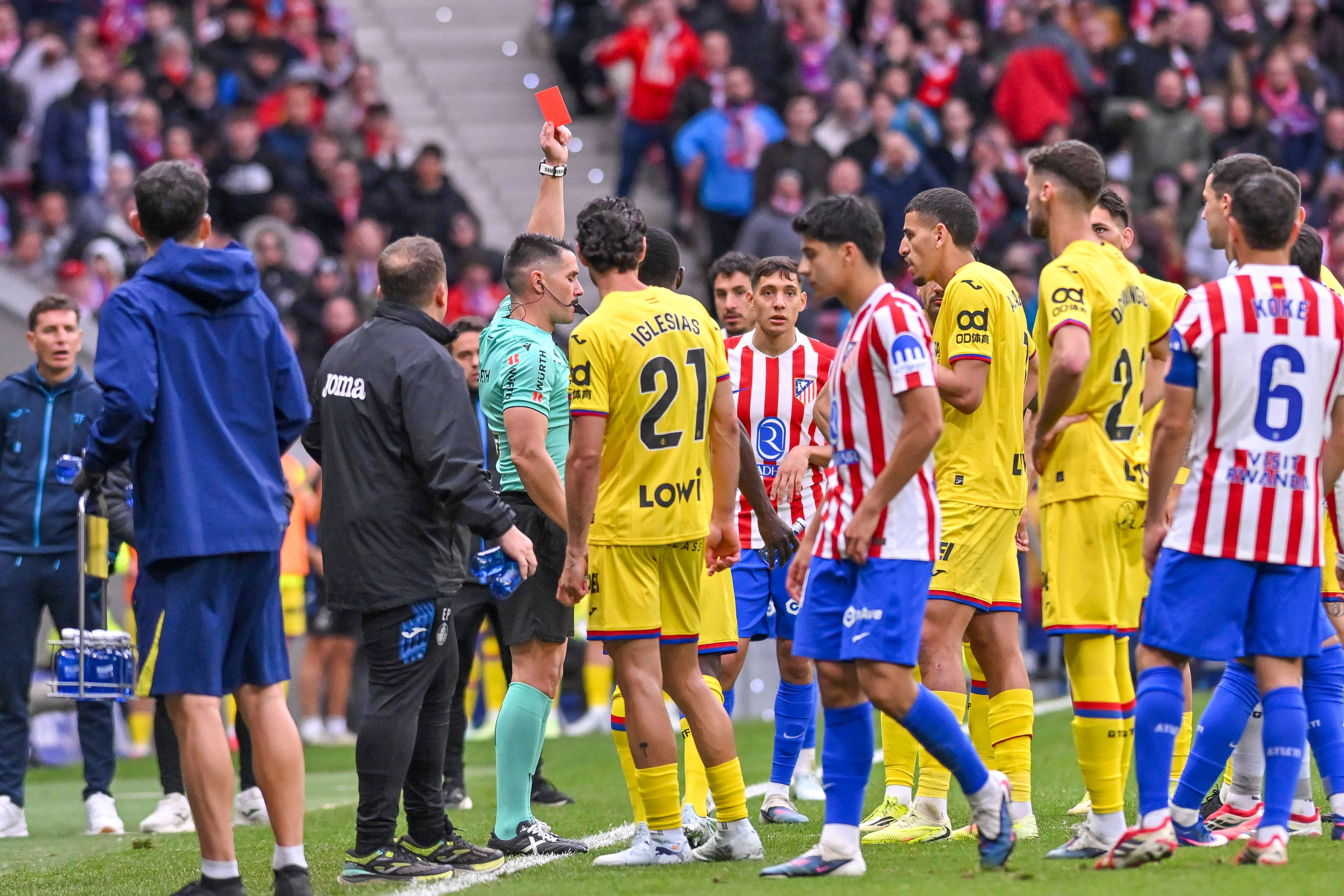 La sanción que ha recibido Abqar por su acción con Sorloth en el Metropolitano
