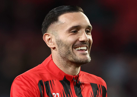 Lucas Pérez entrena con el Racing de Ferrol pero no jugará en pretemporada