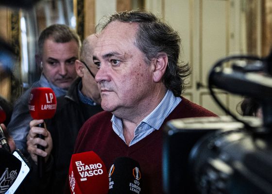 Aperribay rompe una lanza en favor de Sergio Francisco