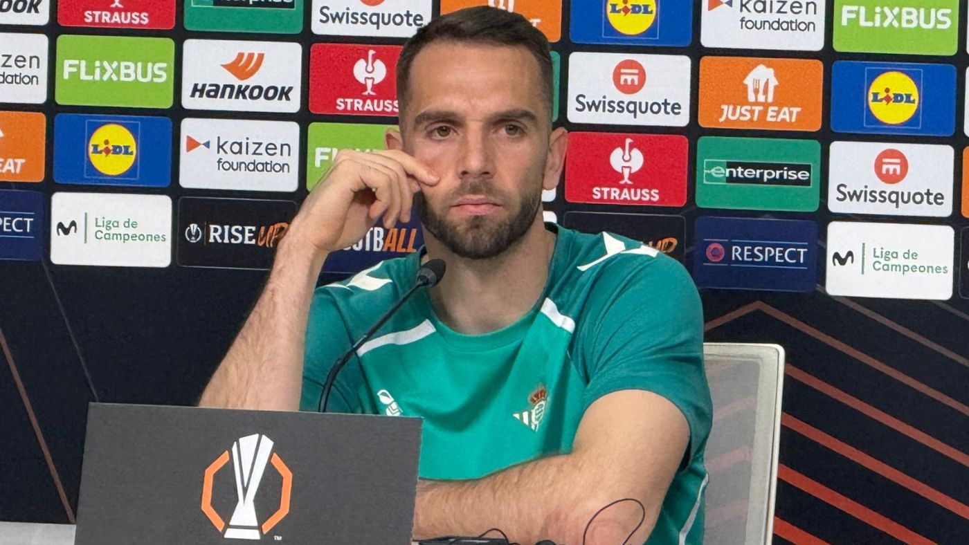 Pau López, en la previa del Betis - Panathinaikos: "¿O hacemos historia o fracasamos? Eso no es real"
