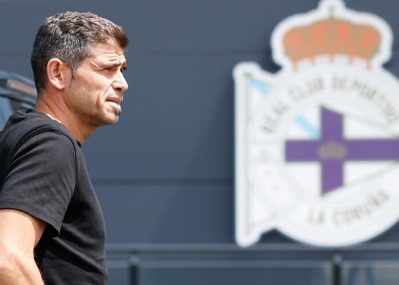Dilema de Antonio Hidago con la delantera del Deportivo de La Coruña