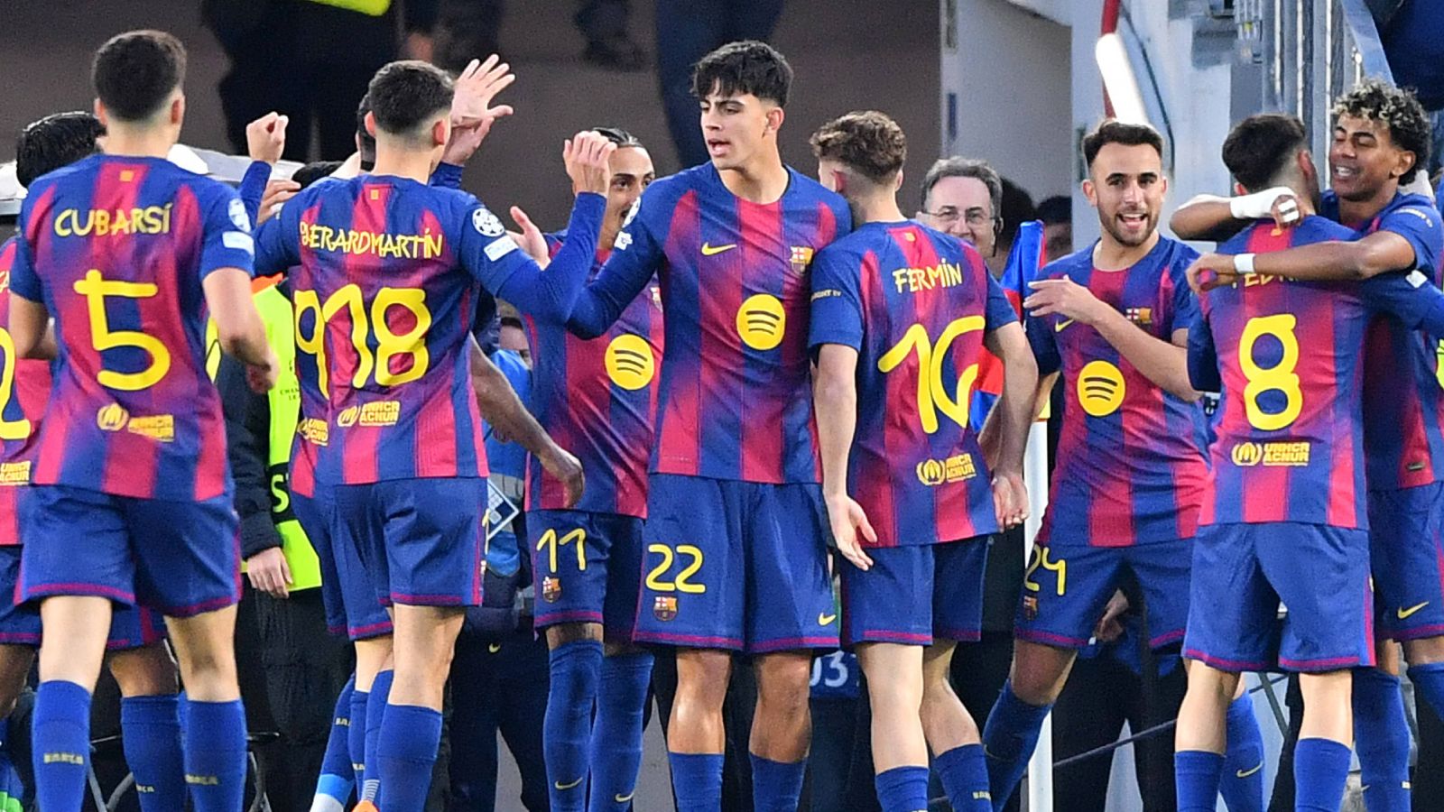 El vestuario del Barcelona se viene arriba: Raphinha, Bernal y Gerard Martín prometen más espectáculo 