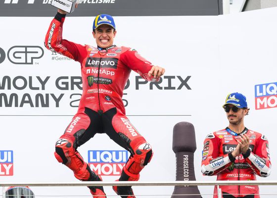 Culpan a Marc Márquez de la caída de Pecco Bagnaia