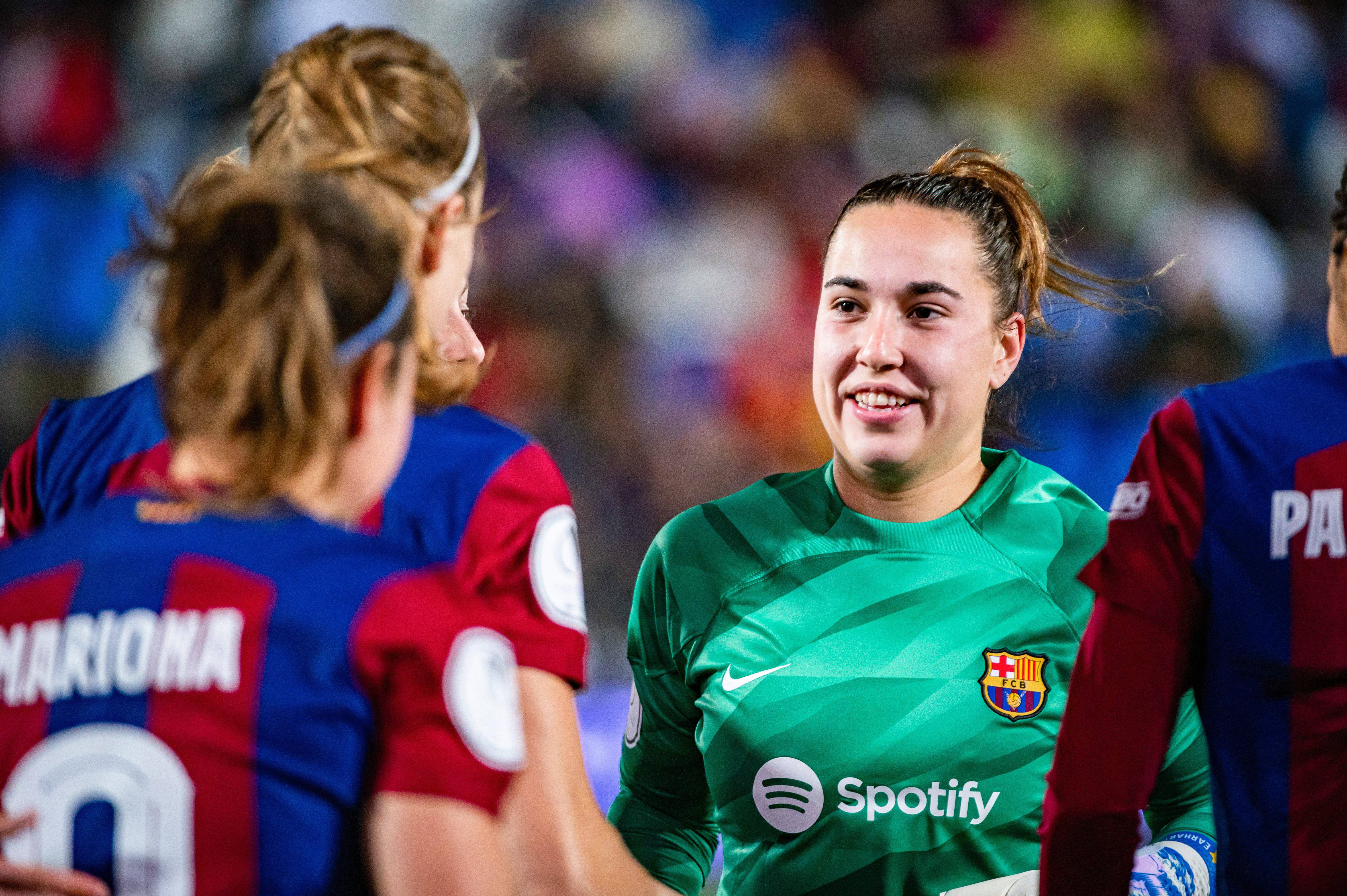 "El fútbol femenino en España es una pantomima"