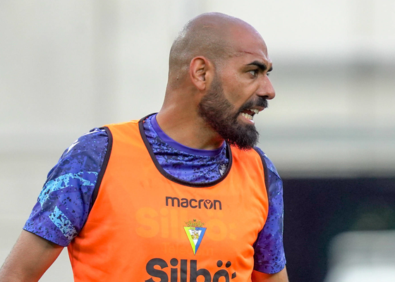 Fali, tras ser despedido del Cádiz, ya entrena con un nuevo equipo