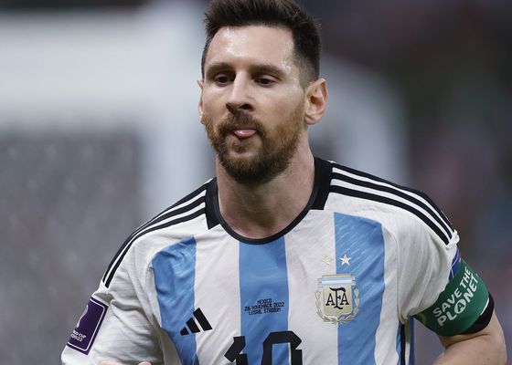 Messi repite el 'andá pallá'