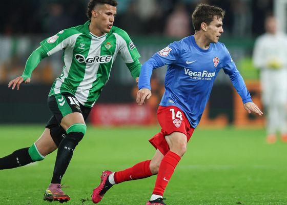 Betis - Elche: horario, canal y dónde ver hoy en TV y online el partido de la jornada 36 de la LaLiga EA Sports