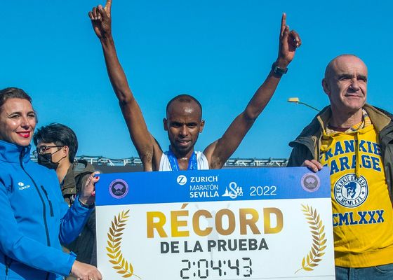 200 corredores de élite internacional tomarán la salida del Zurich Maratón de Sevilla 2023