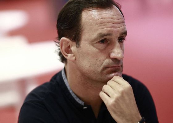 Joseba Etxeberria no se piensa arrugar ante el Athletic